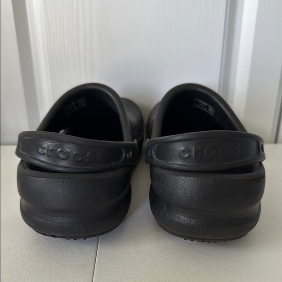 CROCS Black Flats & LoafersCROCS BISTRO BLACK WORK CLOGS (sz W - 10 or M - 8) - Picture 2 of 6